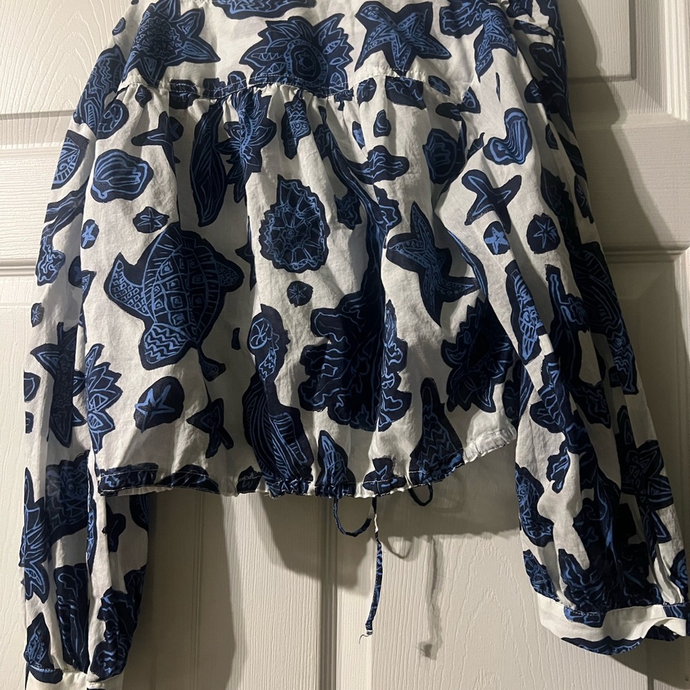 H&M Blue and White Patterned Blouse